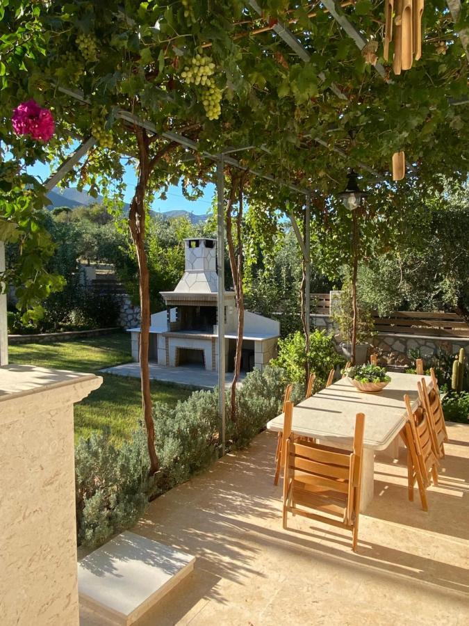 Villa Serenity Agia Marina  Ngoại thất bức ảnh