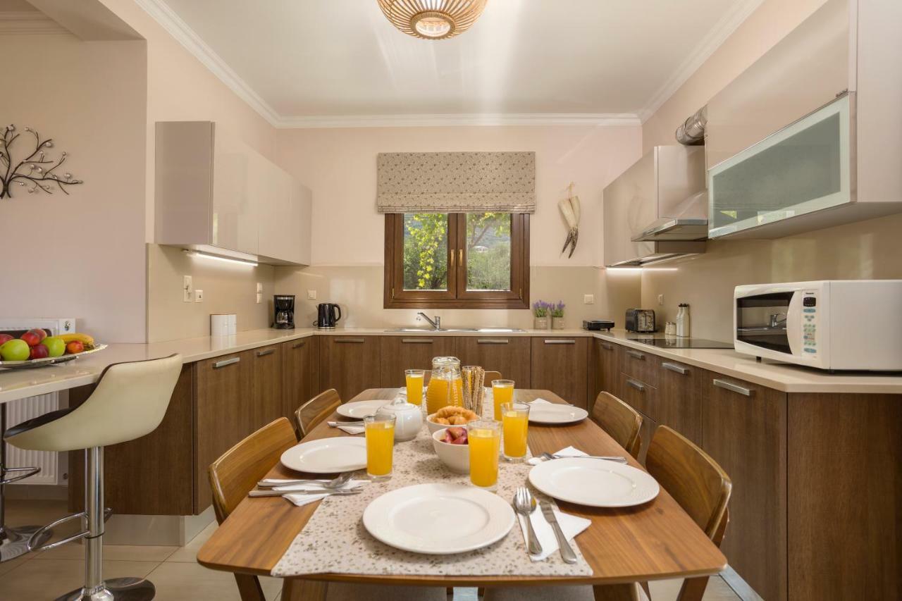 Villa Serenity Agia Marina  Ngoại thất bức ảnh