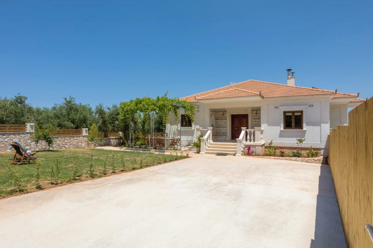 Villa Serenity Agia Marina  Ngoại thất bức ảnh