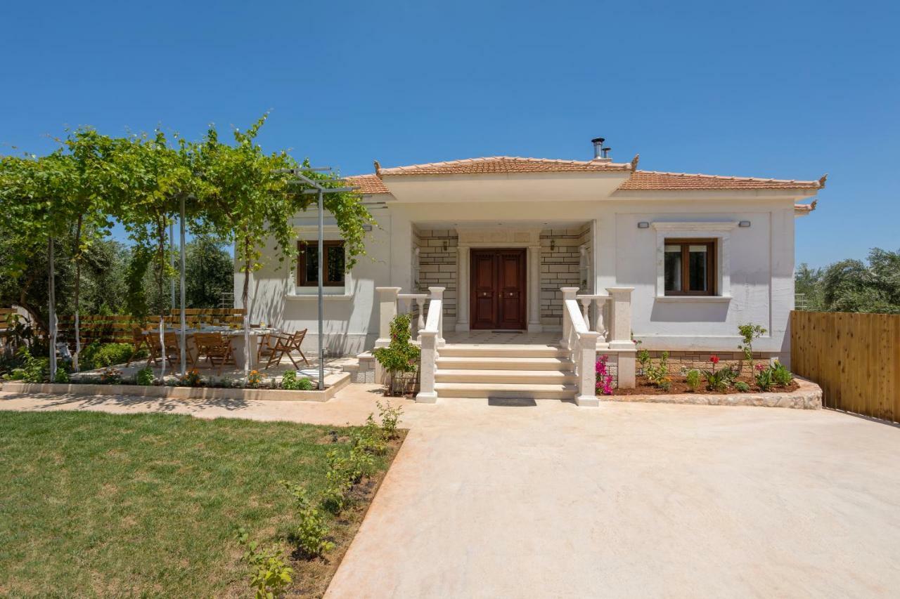 Villa Serenity Agia Marina  Ngoại thất bức ảnh