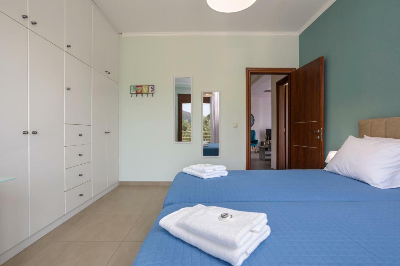 Villa Serenity Agia Marina  Ngoại thất bức ảnh